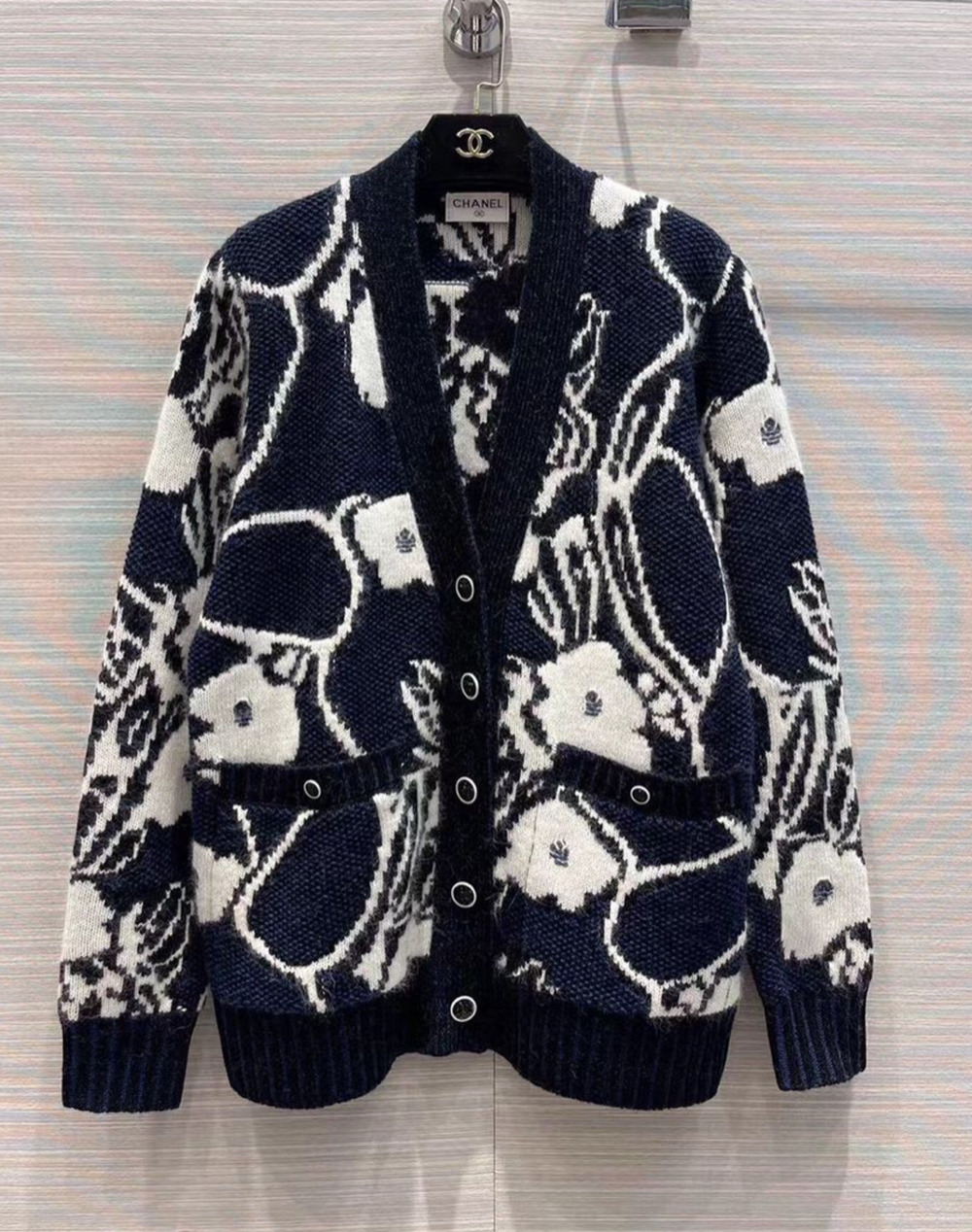 Chanel floral cashmere cardigan sweater 38 us 6 (swe300thrifty